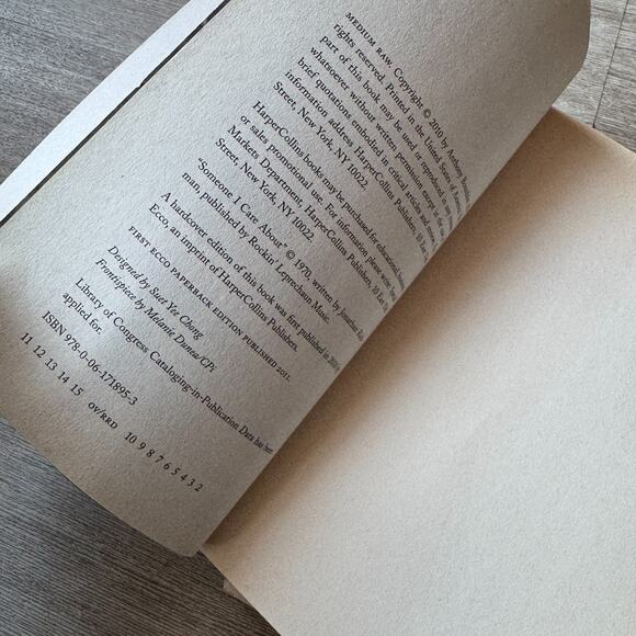 Anthony Bourdain Medium Raw & The Last Interview Softcover Book VG - Picture 4 of 5